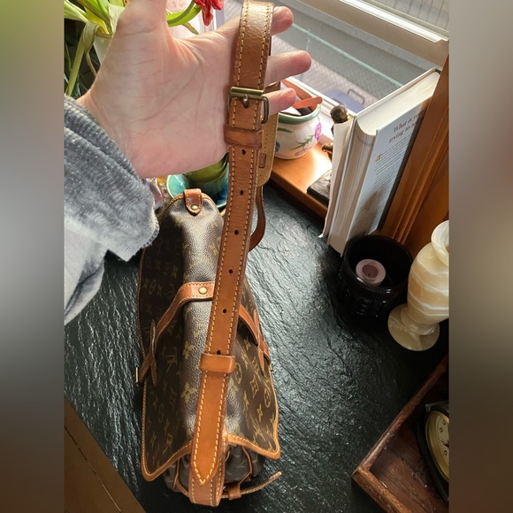 👏Vntg Louis Vuitton Saumur 30 - Picture 5 of 16